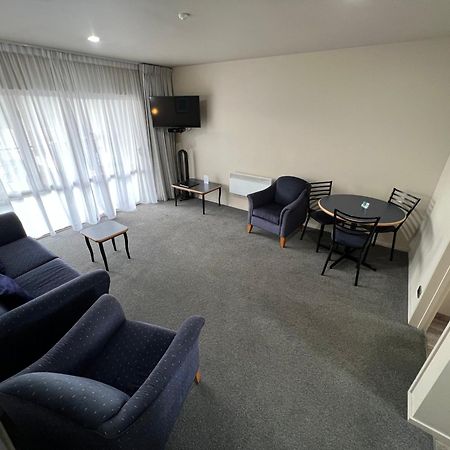 The Suites แอชเบอร์ตัน ภายนอก รูปภาพ